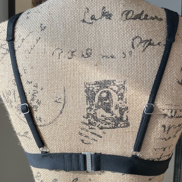 NWOT Athleta Montauk Stripe Bikini
Top Black White - Picture 5 of 6